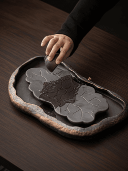 Lotus Ceramic Drain Tea Tray