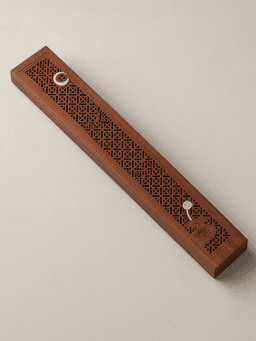 Moonlit lotus pond · half moon (non-rosewood)