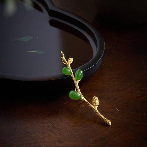 Nephrite Jade Spring Motif Brooch