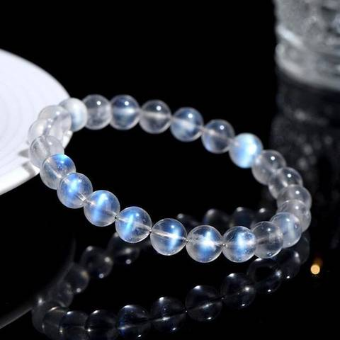 Blue Flash Cream Moonstone Bead Bracelet